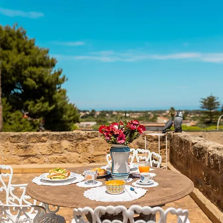 Cannamele Aparthotel Carini